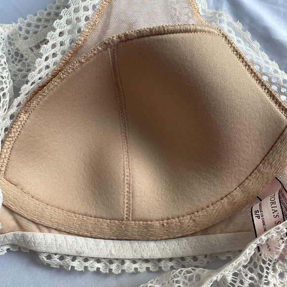 Victoria’s Secret Racer Back Bra Small - Picture 5 of 7